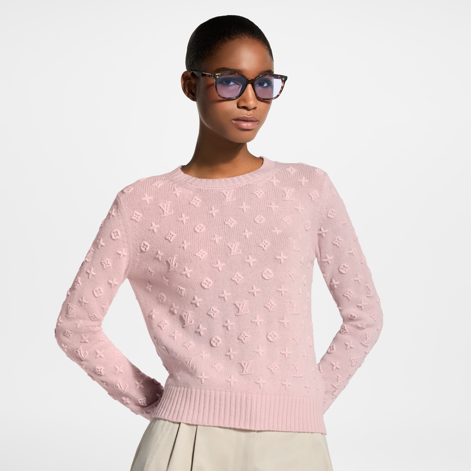 LOUIS VUITTON - ルイヴィトン 3Dパッチポケット プルオーバー ハーフジップ レディース S 3D Monogram Pullover - Women - Ready-to-Wear | LOUIS VUITTON ®